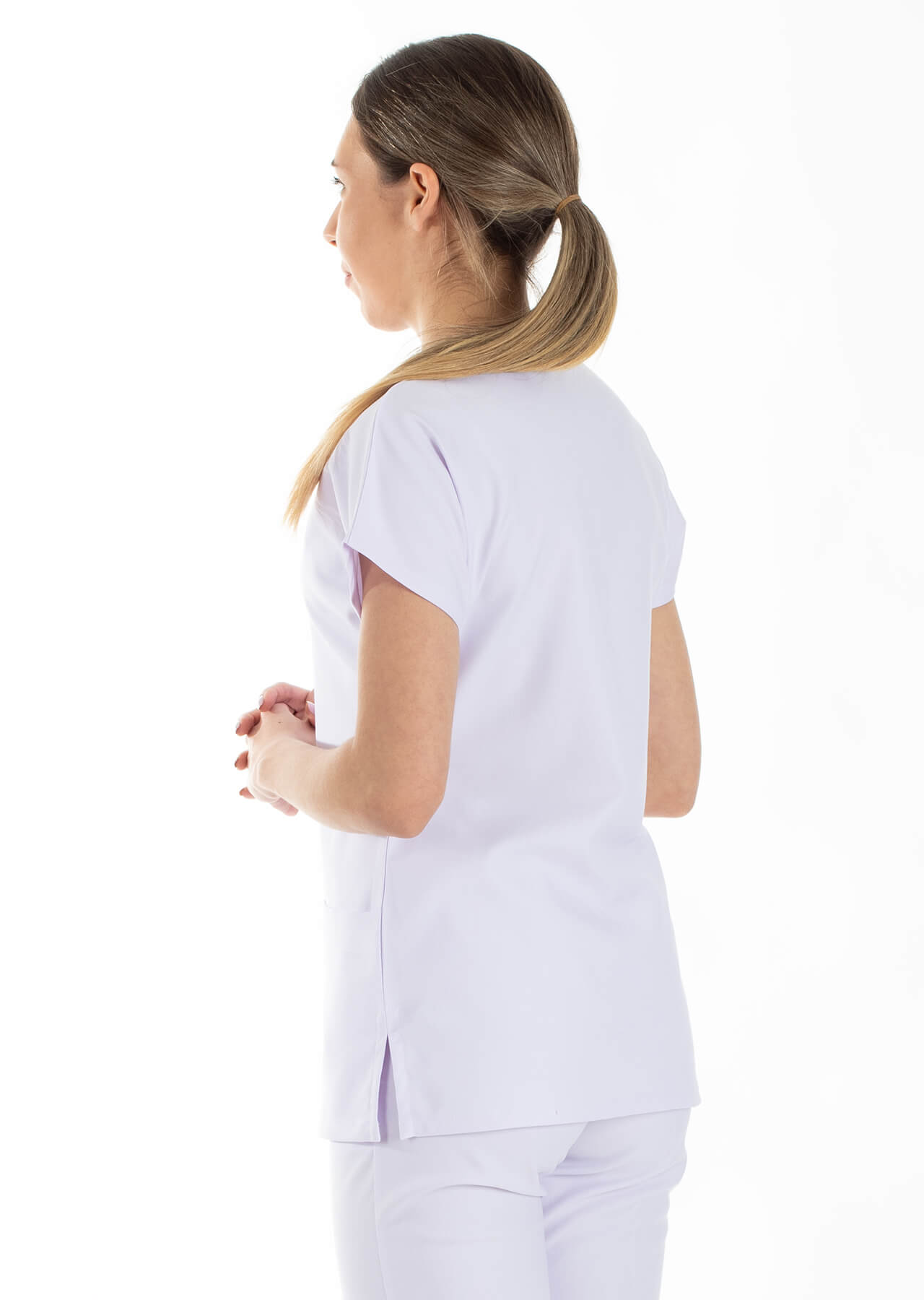 Beyaz Likralı İnce Scrubs Flex Doktor Hemşire Forması Üstü Beyaz Likralı İnce Scrubs Flex Doktor Hemşire Forması Üstü