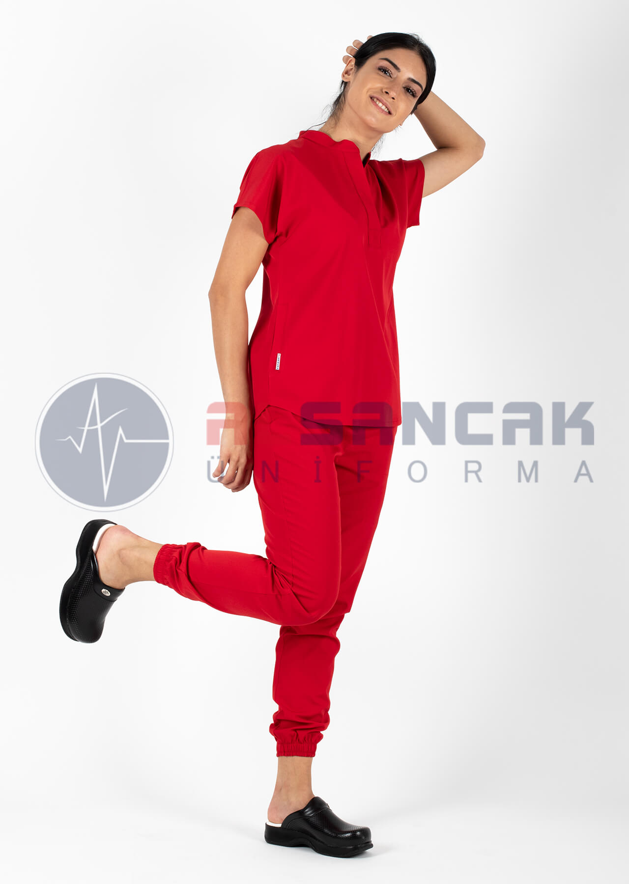 Snap Model Likralı Kırmızı Doktor ve Hemşire Forması Takımı Snap Model Likralı Kırmızı Doktor ve Hemşire Forması Takımı