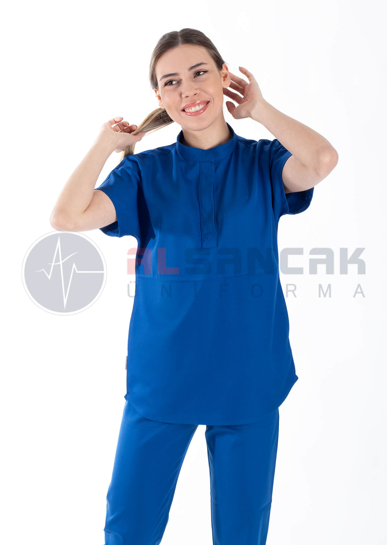 Snap Model Saks Mavi Likralı Doktor ve Hemşire Forması Takımı Snap Model Saks Mavi Likralı Doktor ve Hemşire Forması Takımı