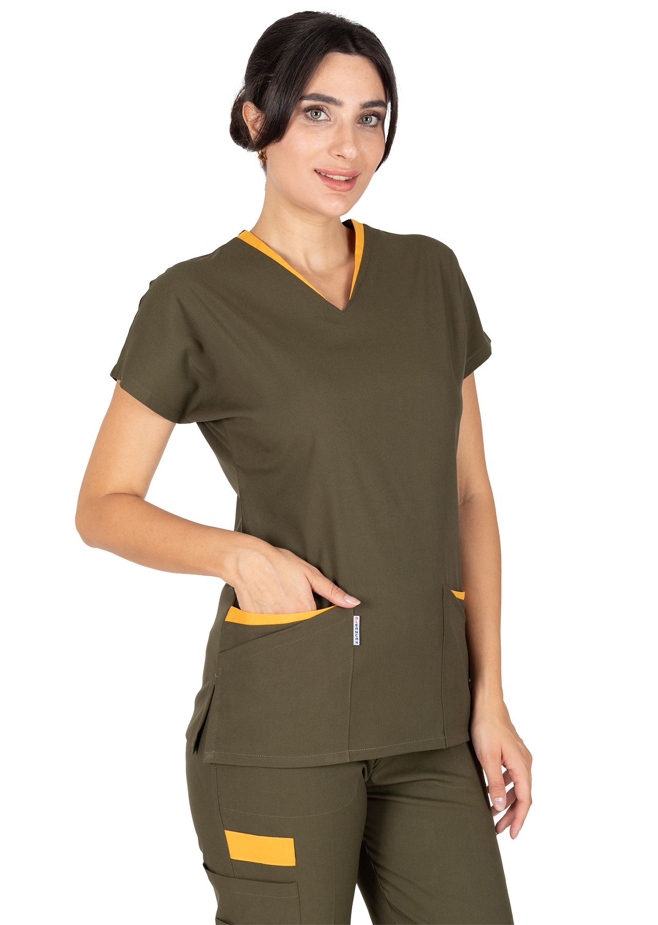 Twin Flex Haki Yeşili Likralı Doktor ve Hemşire Forması Takımı Twin Flex Haki Yeşili Likralı Doktor ve Hemşire Forması Takımı